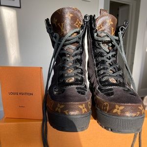 Louis Vuitton Laureate Platform Desert Boot size 39.